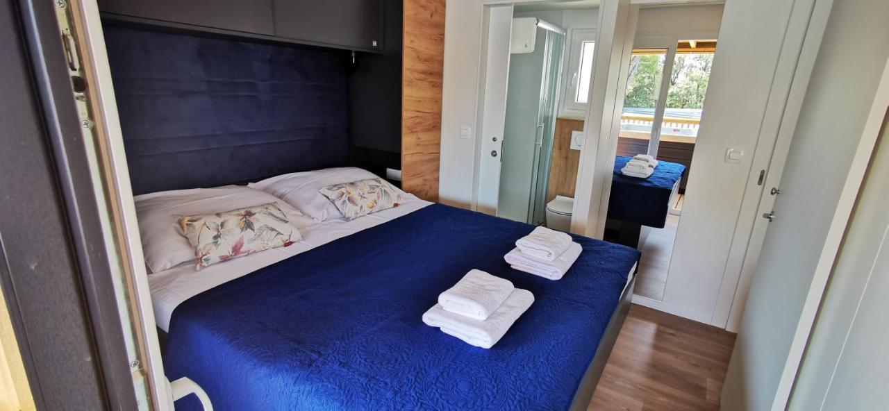 Mobile Home Kmz Selce Exterior photo
