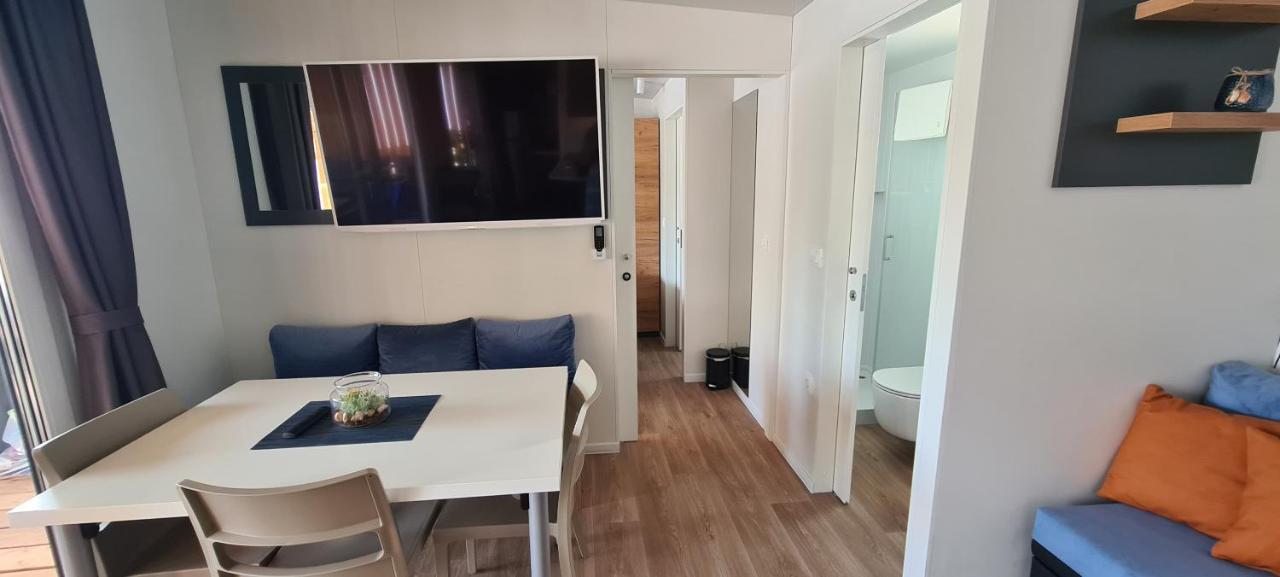 Mobile Home Kmz Selce Exterior photo