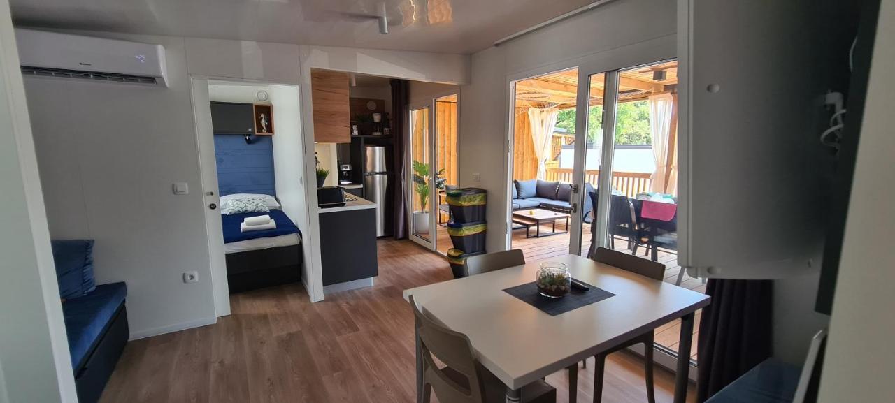 Mobile Home Kmz Selce Exterior photo